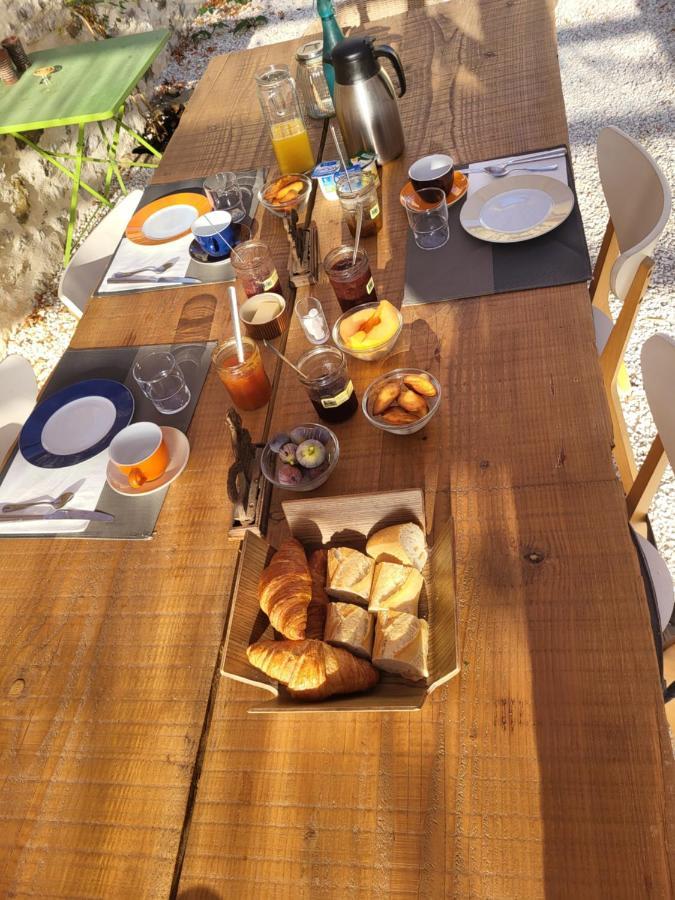 Bastide De La Madeleine Bed & Breakfast Pougnadoresse Exterior foto