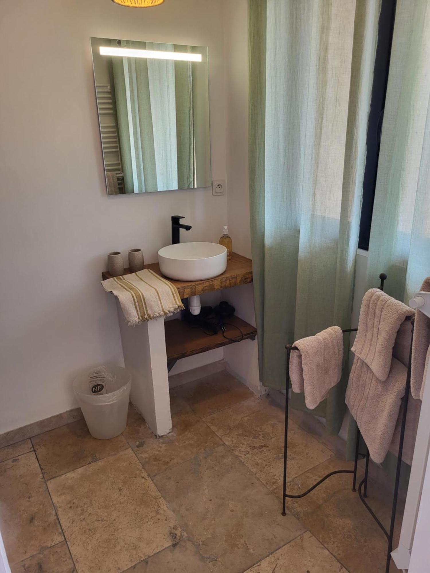 Bastide De La Madeleine Bed & Breakfast Pougnadoresse Exterior foto
